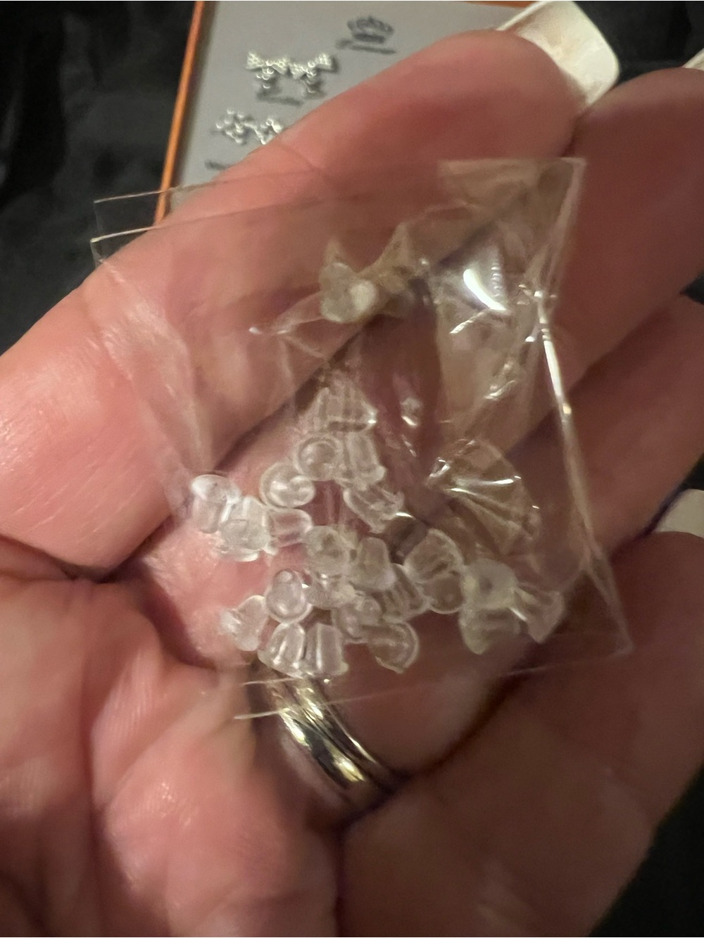 Fashion LV Earring Set (7 days) - Picture 5 of 8